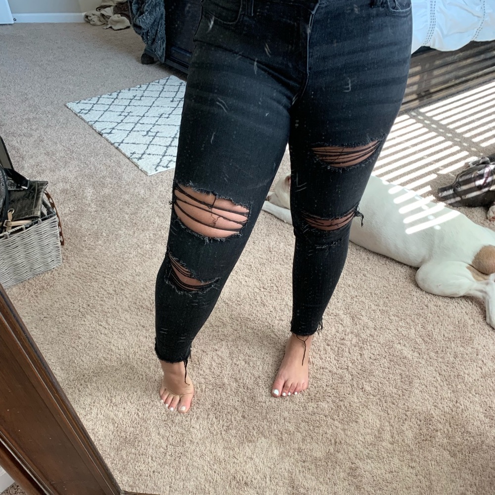 Ripped black jeans